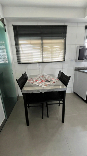 Foto REO1111906