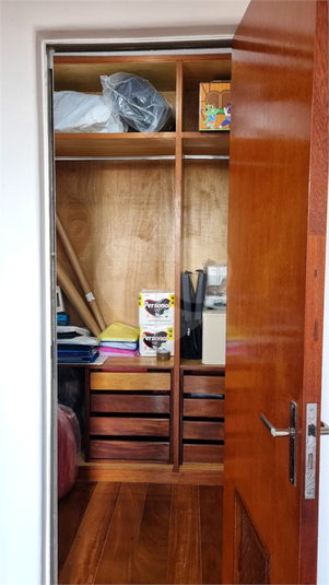 Foto REO1111923