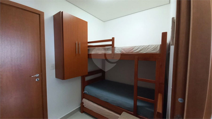 Foto REO1111939
