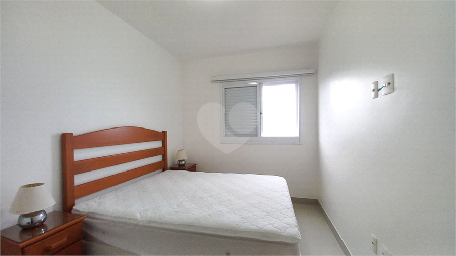Foto REO1111939