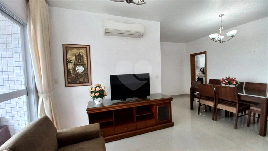 Foto REO1111939
