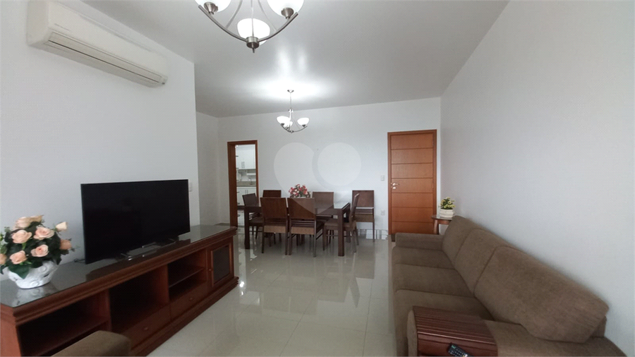 Foto REO1111939