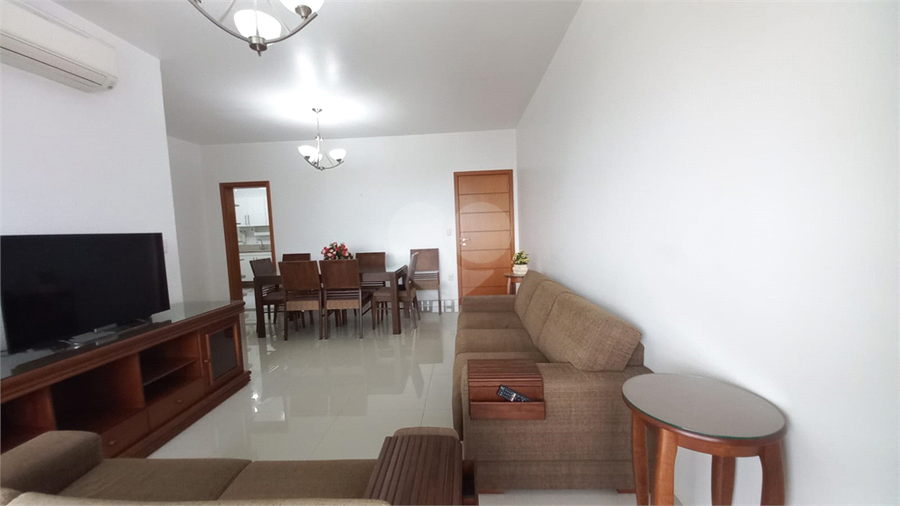 Foto REO1111939