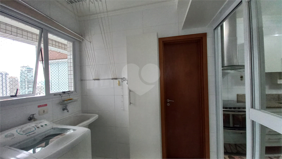 Foto REO1111939