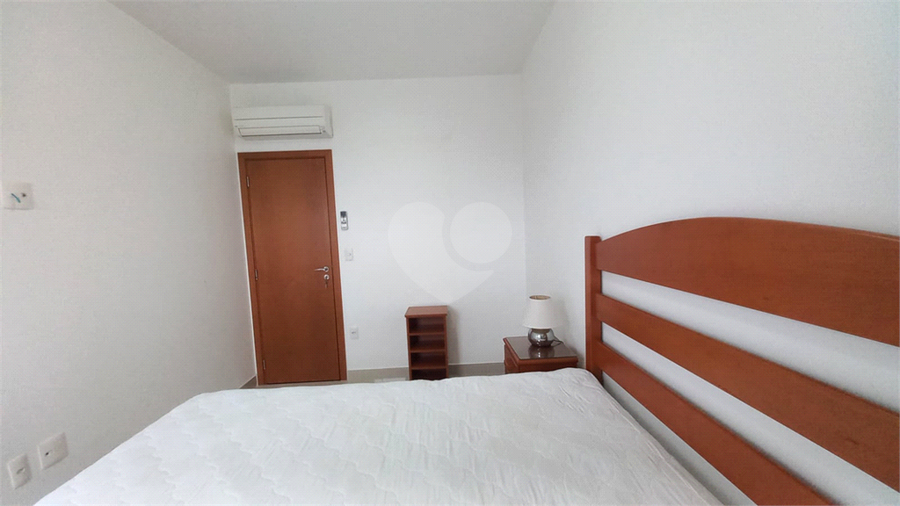Foto REO1111939