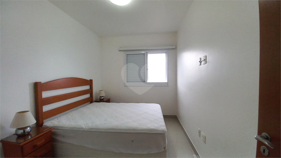 Foto REO1111939