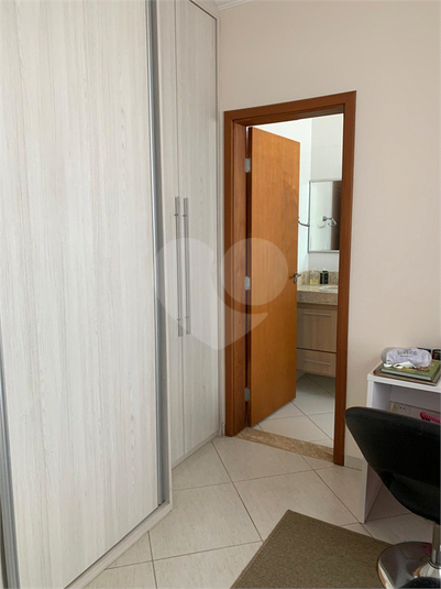 Foto REO1111940
