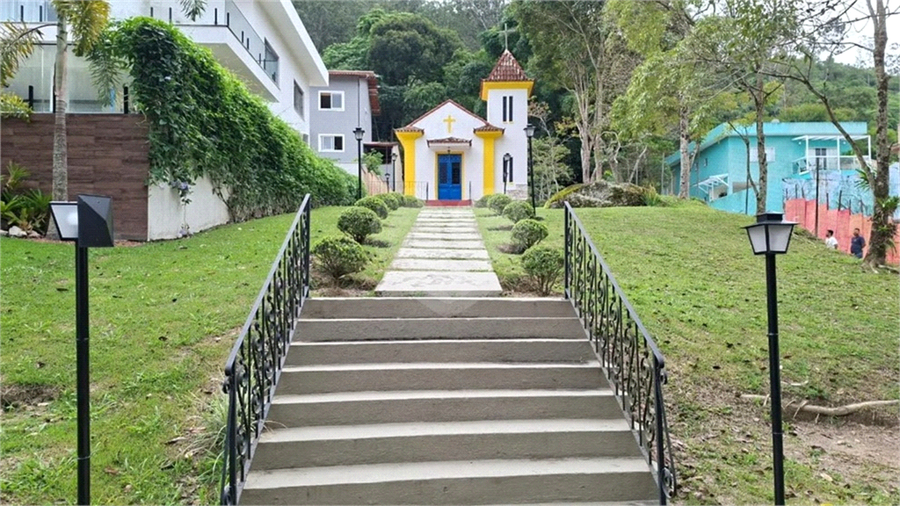 Foto REO1111945