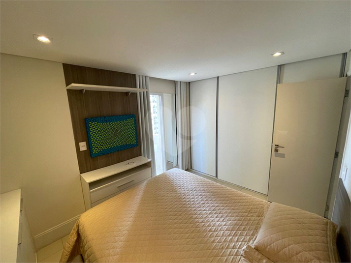 Foto REO1111949