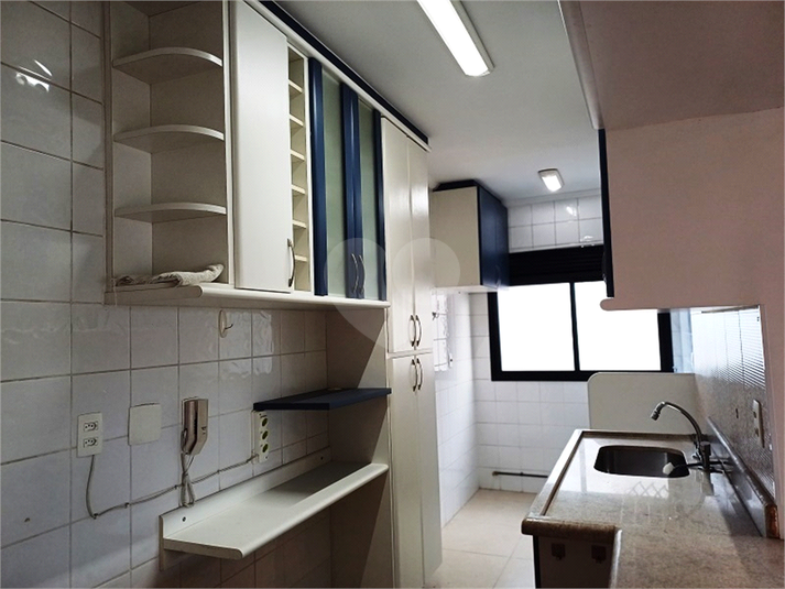 Foto REO1111952