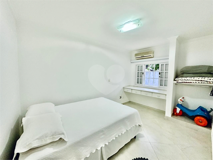 Foto REO1111958
