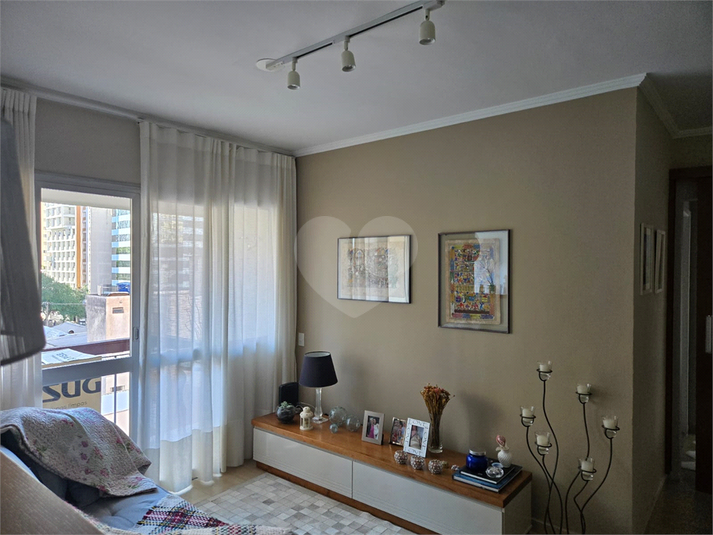 Foto REO1111966