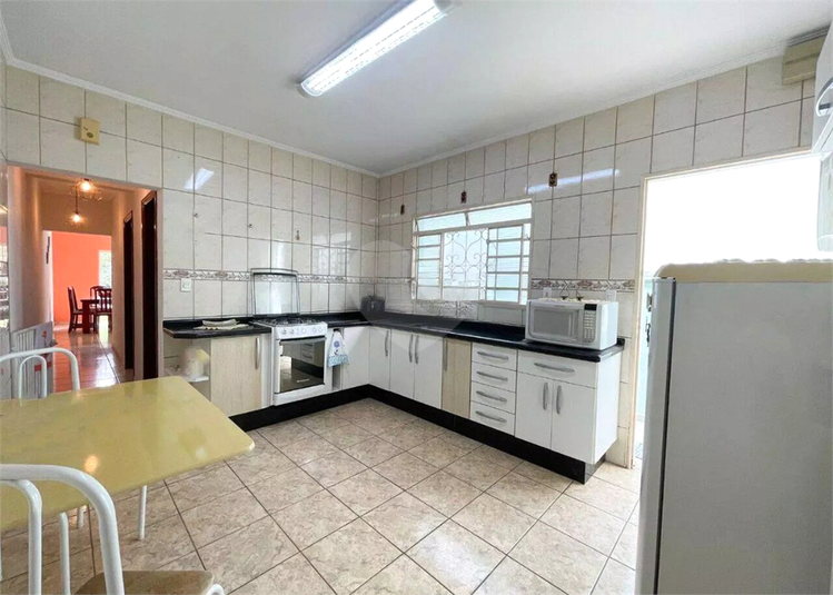 Foto REO1111979