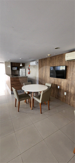 Foto REO1111996