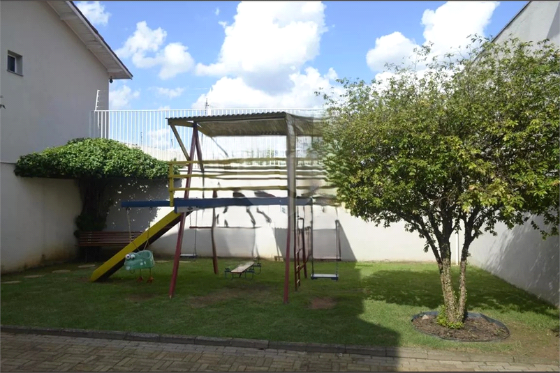 Foto REO1111998