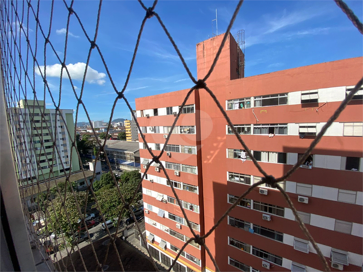 Foto REO1112001