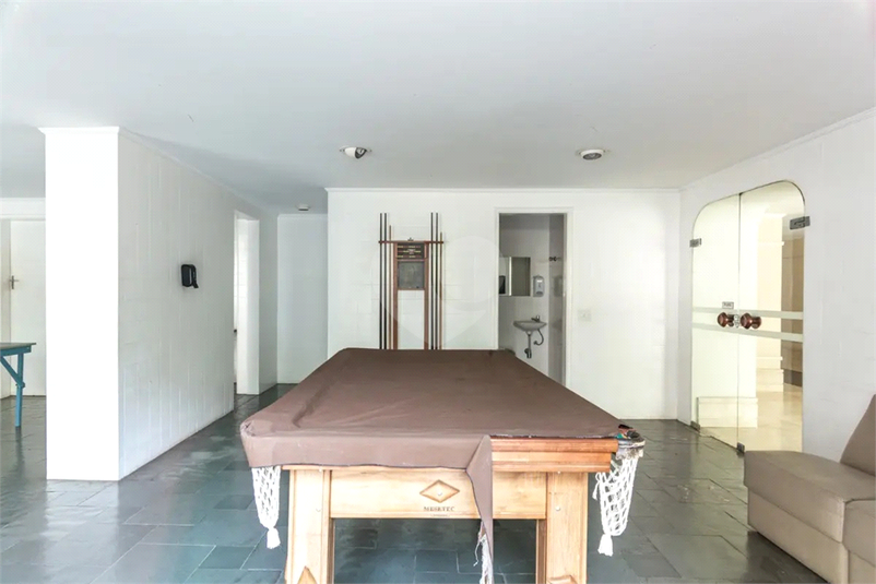 Foto REO1112059