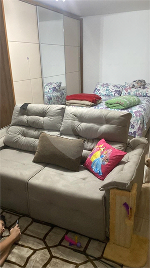 Foto REO1112073