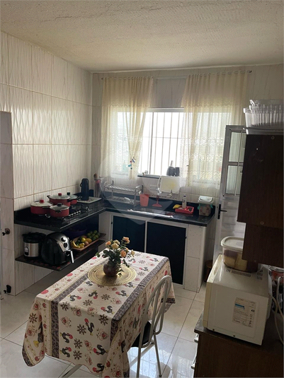Foto REO1112074