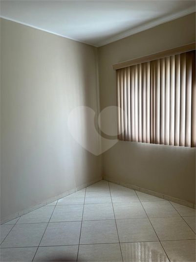 Foto REO1112140