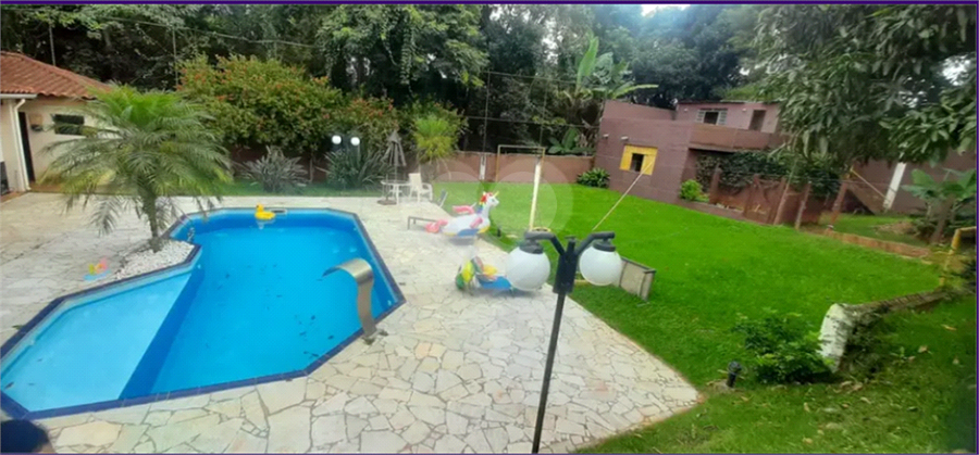 Foto REO1112148
