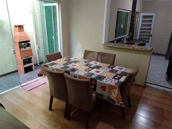Foto REO1112151