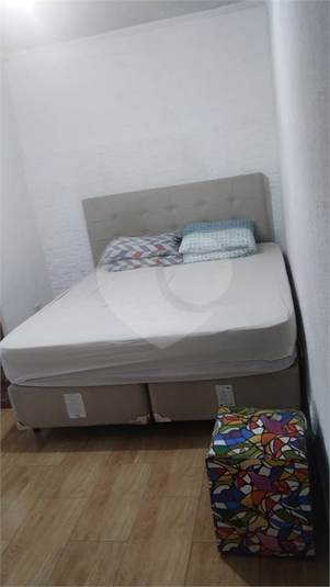 Foto REO1112151