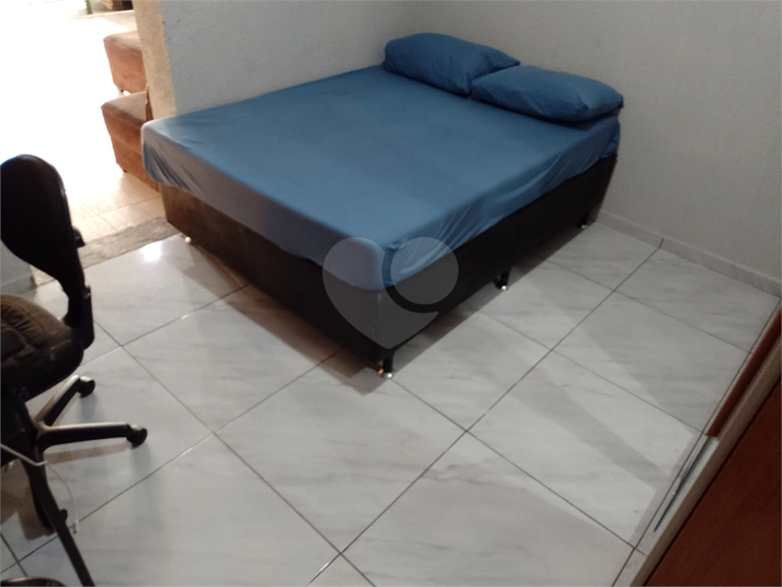 Foto REO1112151