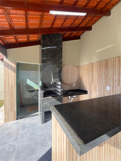 Foto REO1112159
