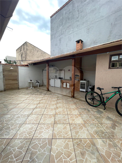 Foto REO1112176