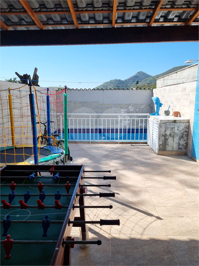Foto REO1112193