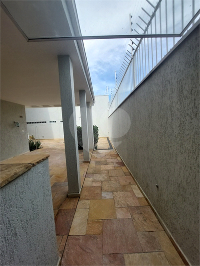Foto REO1112217