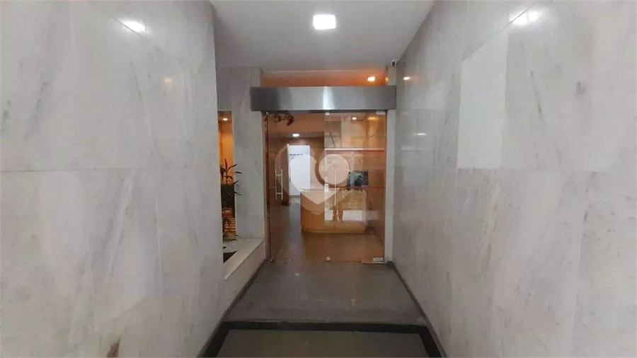 Foto REO1112222