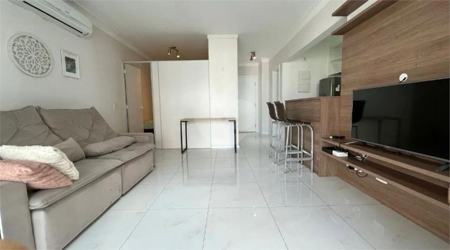 Foto REO1112247