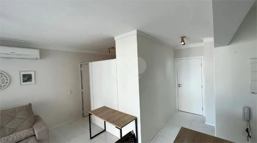 Foto REO1112247