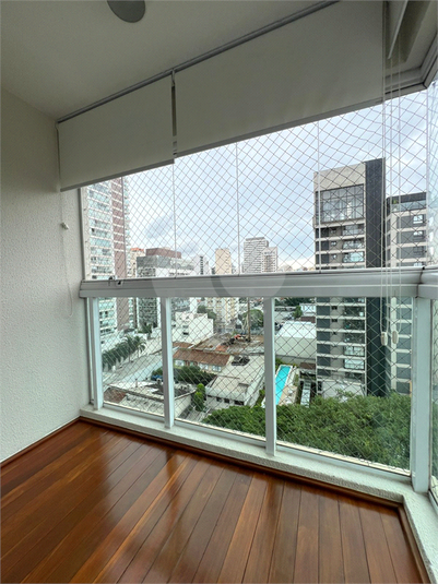 Foto REO1112258