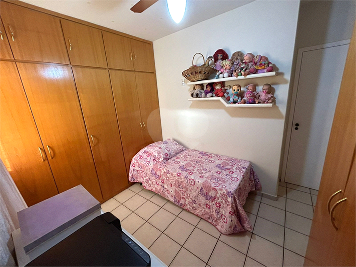 Foto REO1112259
