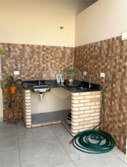 Foto REO1112261