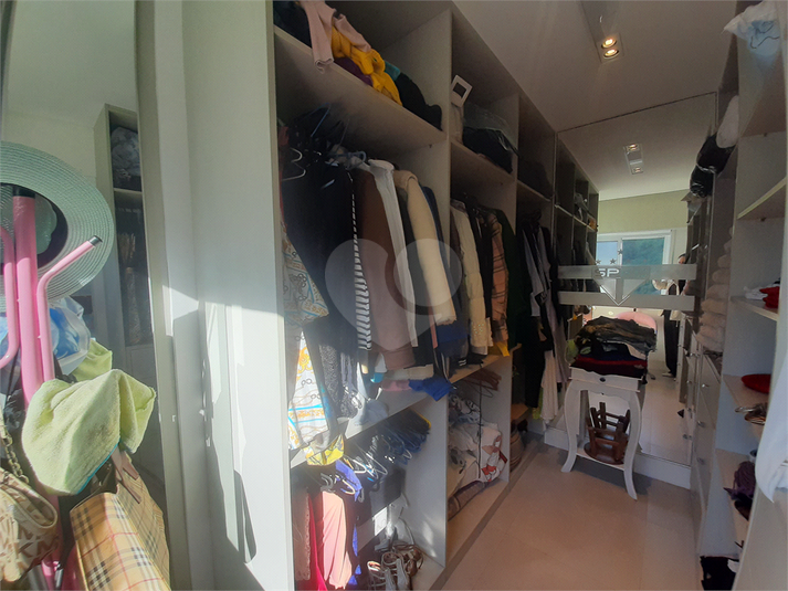 closet mobiliado