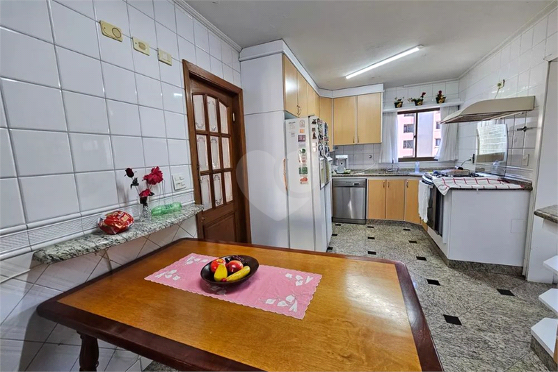 Foto REO1112310