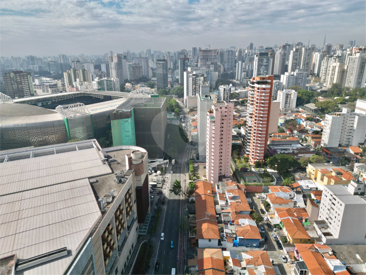 Foto REO1112326