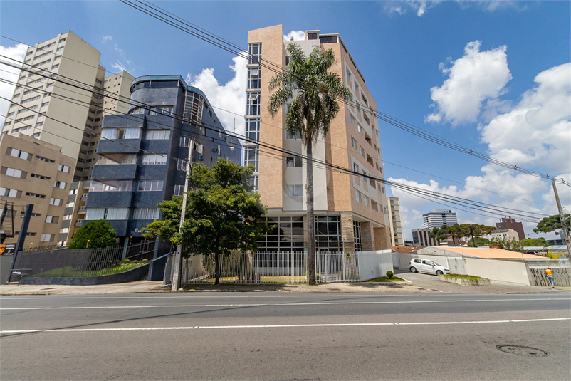 Foto REO1112337