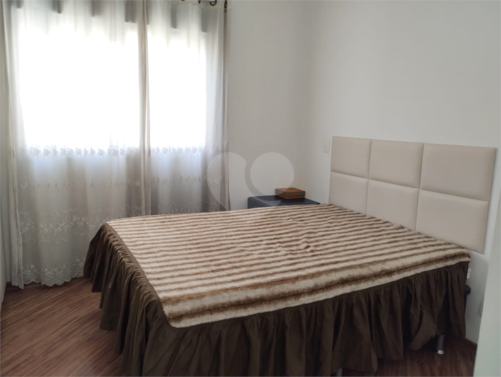 Foto REO1112350