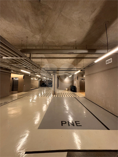 Foto REO1112356