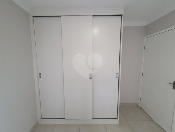 Foto REO1112357