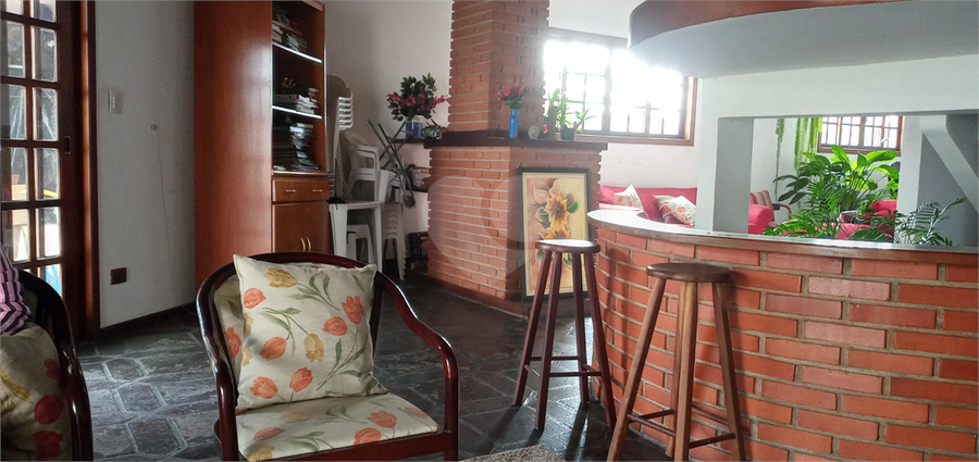 Foto REO1112358