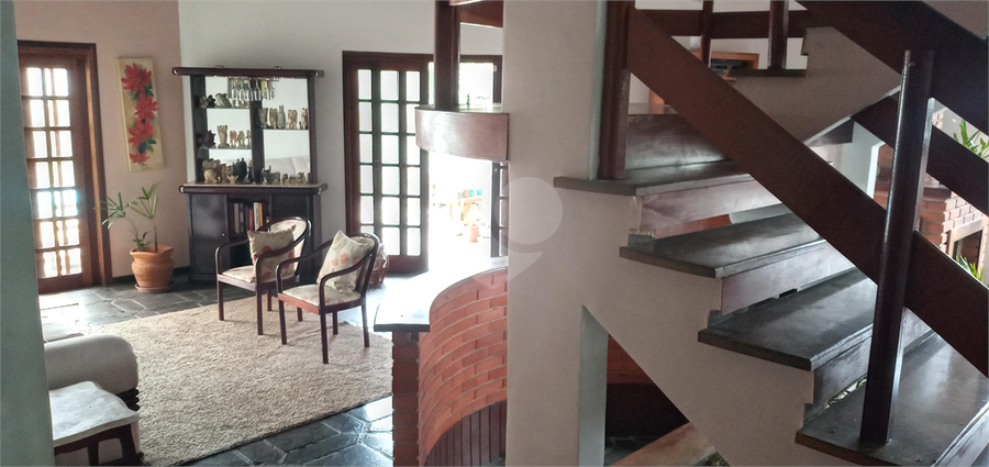 Foto REO1112358