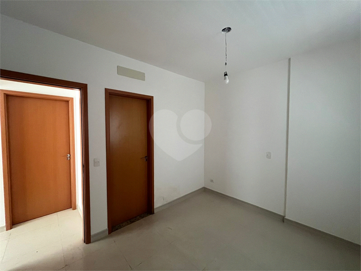 Foto REO1112360