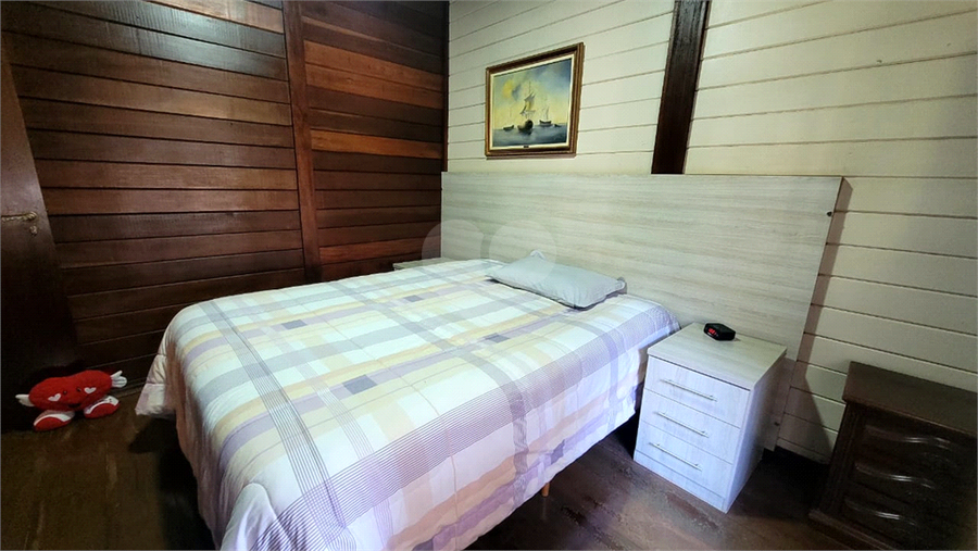 Foto REO1112361