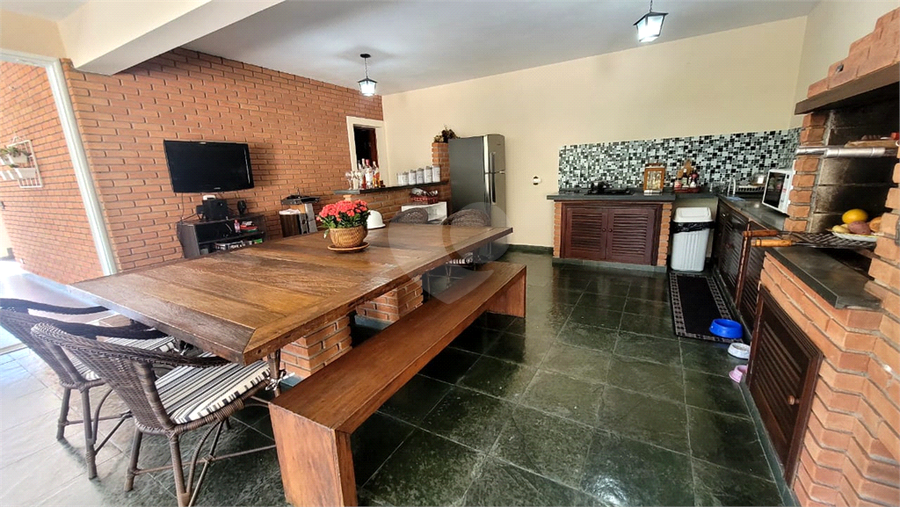 Foto REO1112361